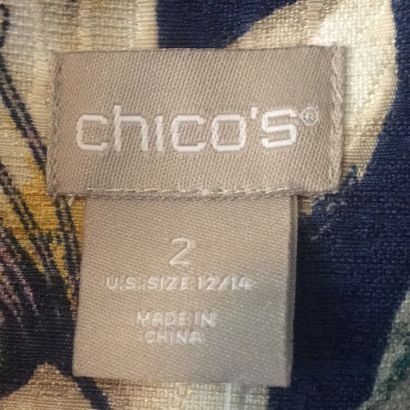 Chico’s 3/4 sleeve floral textured jacket - Picture 3 of 8